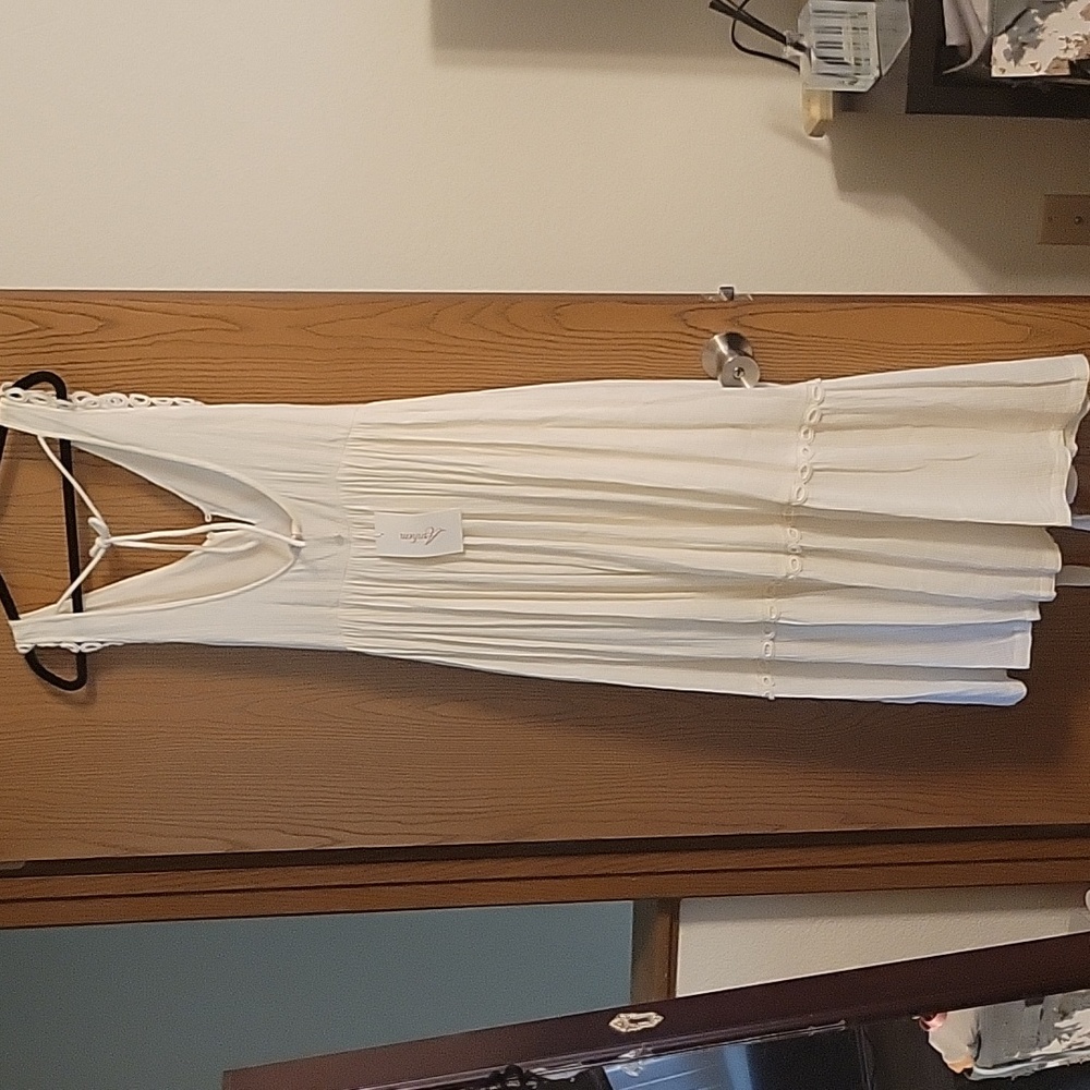 Arnhem Pearl Sundress - Picture 9 of 11